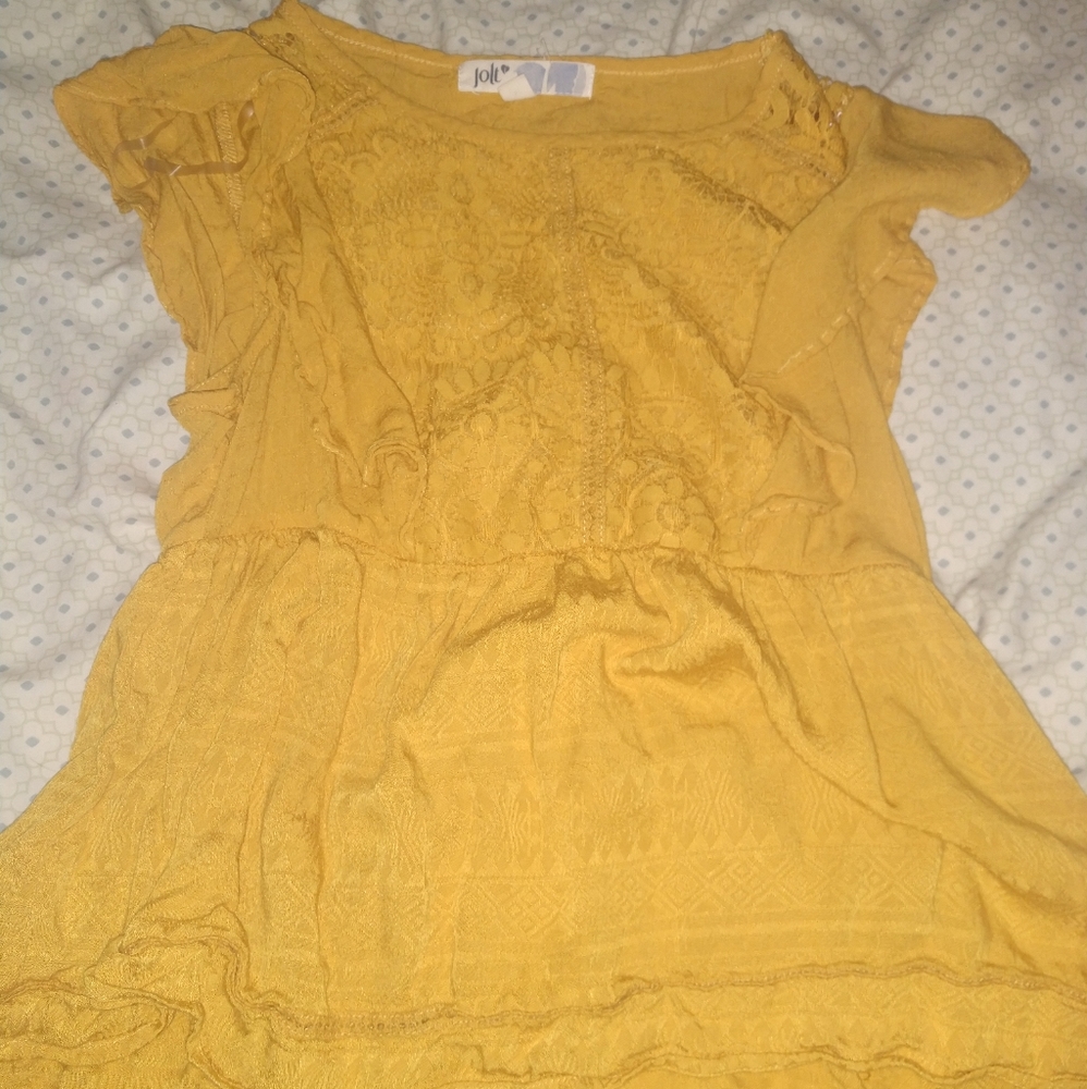 Yellow shirt